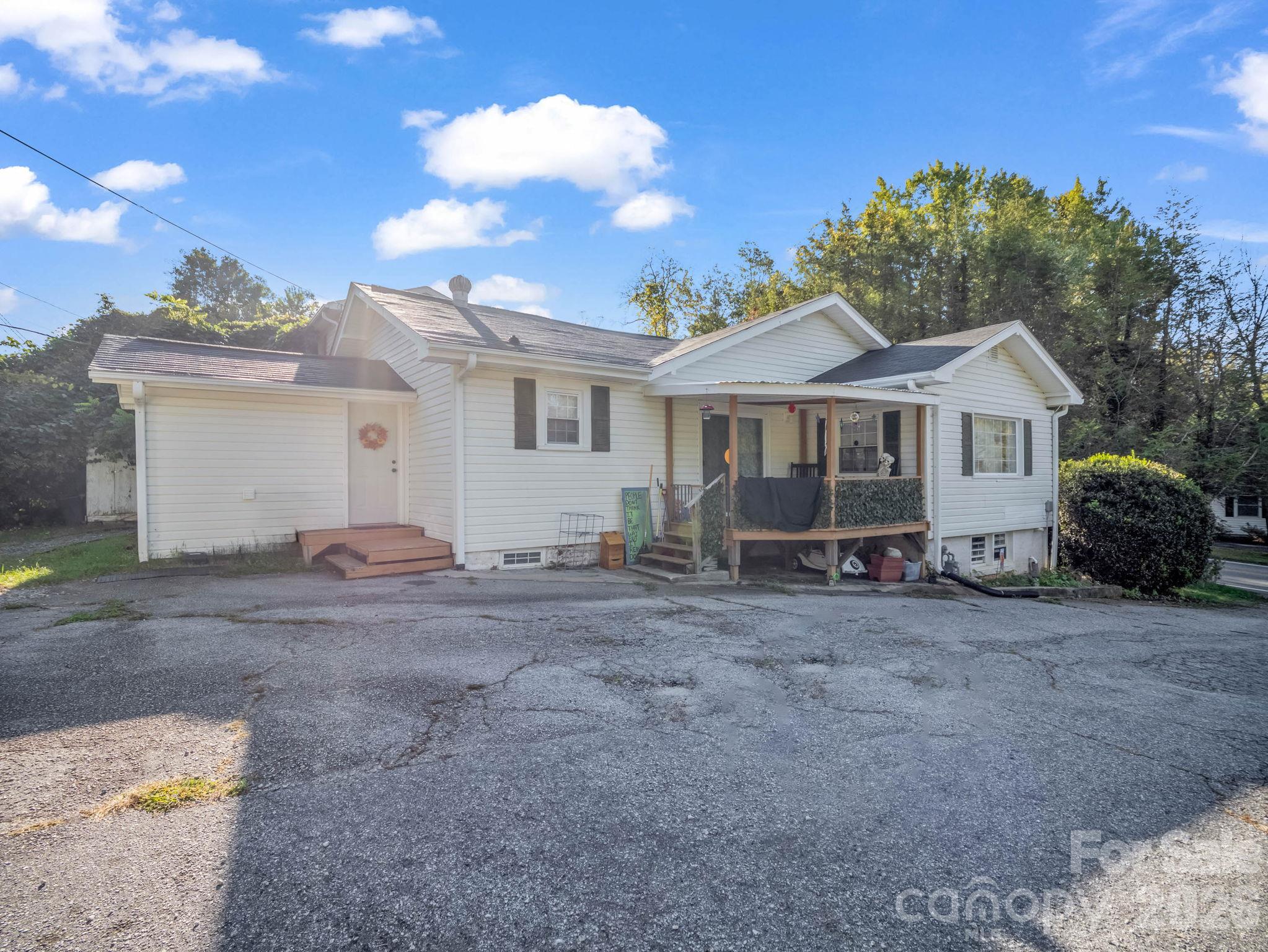228 Stoney Mountain Road Unit: 25,26