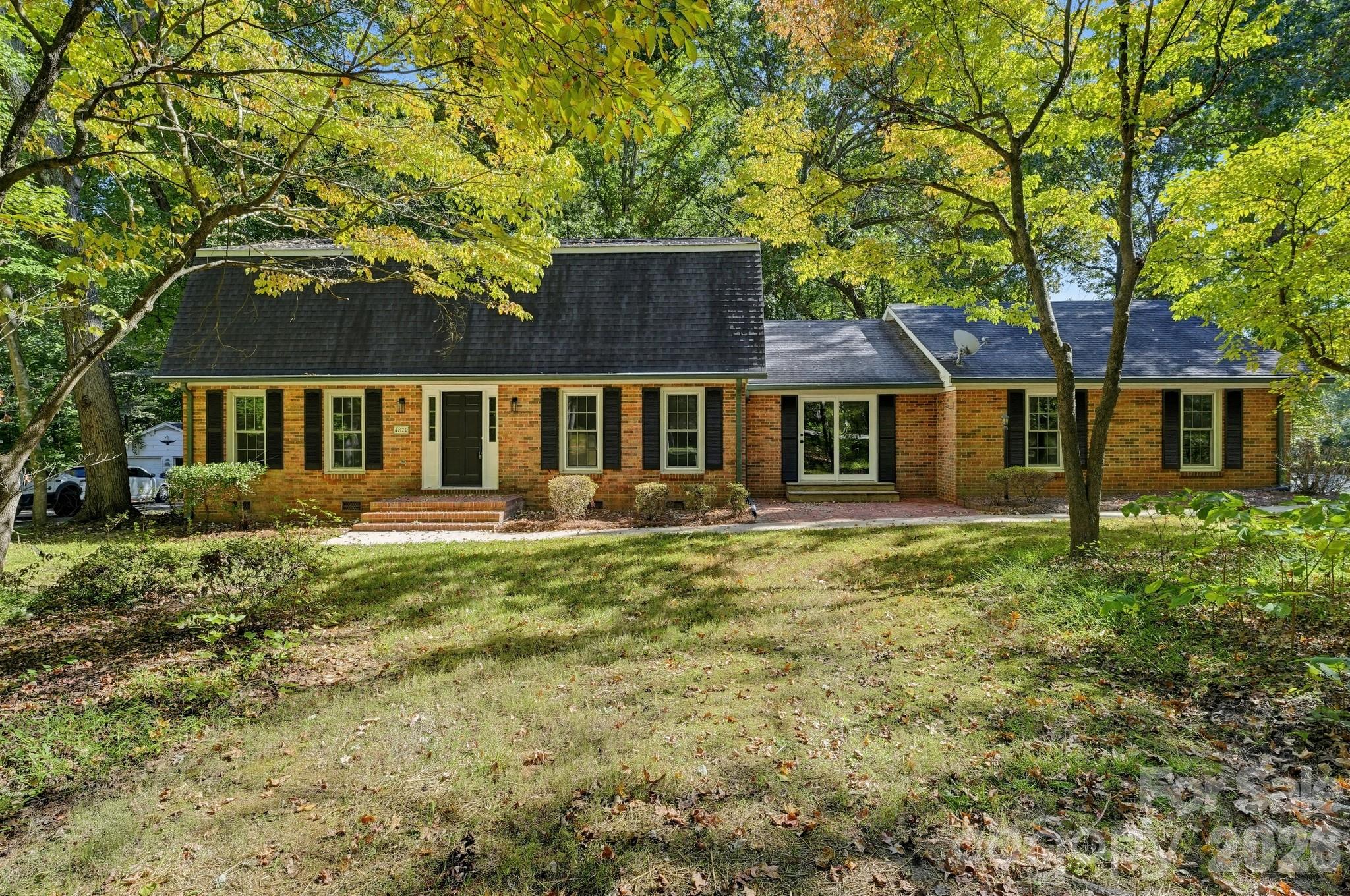 4820 Golfview Court