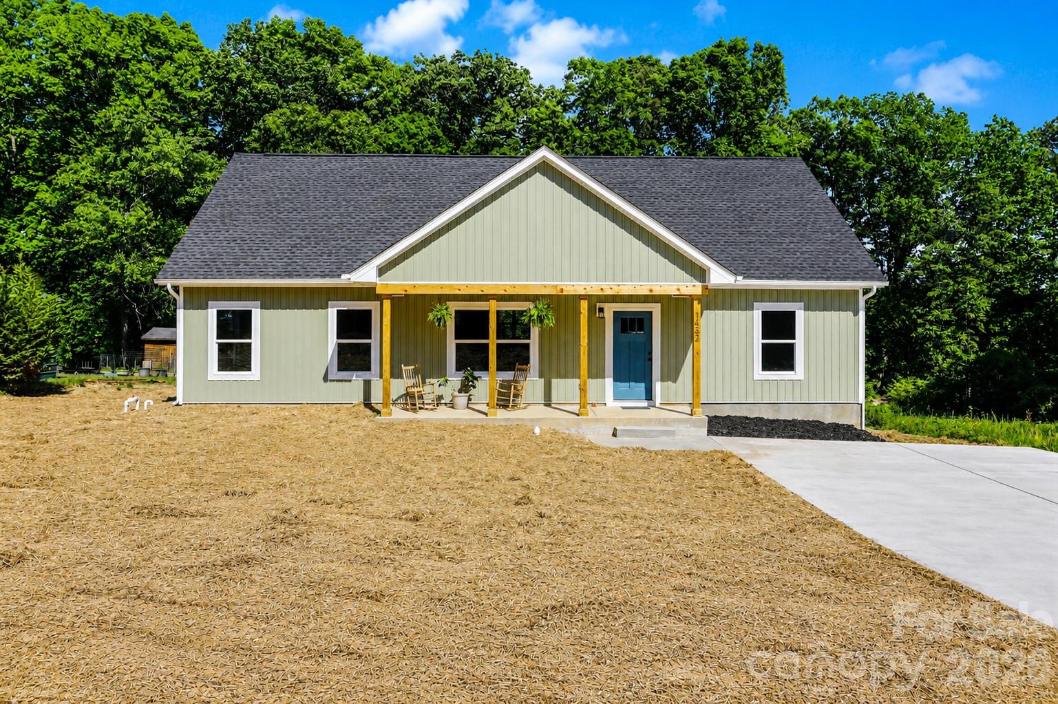 1452 Robinwood Road