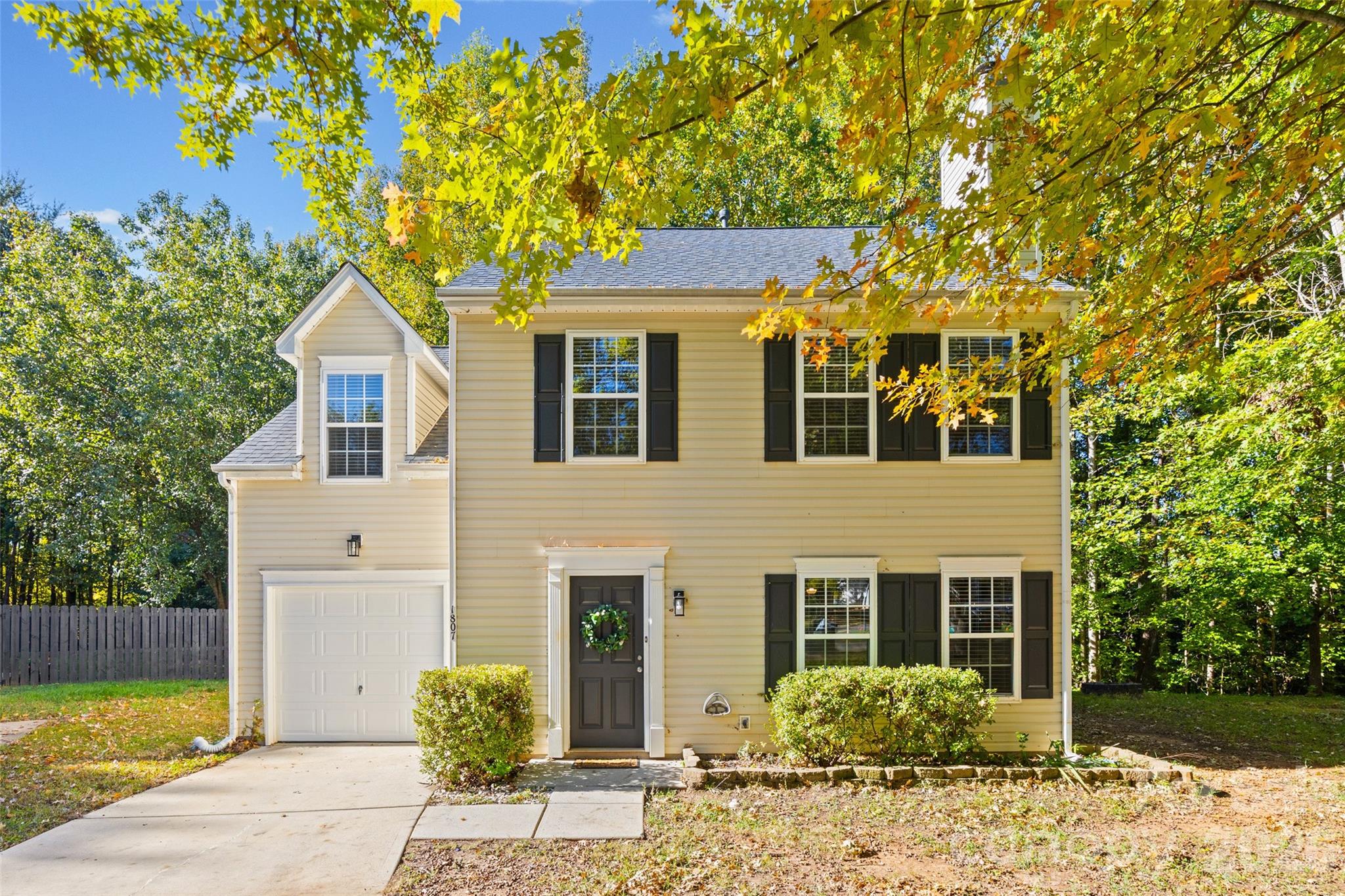 1807 Endeavor Lane
