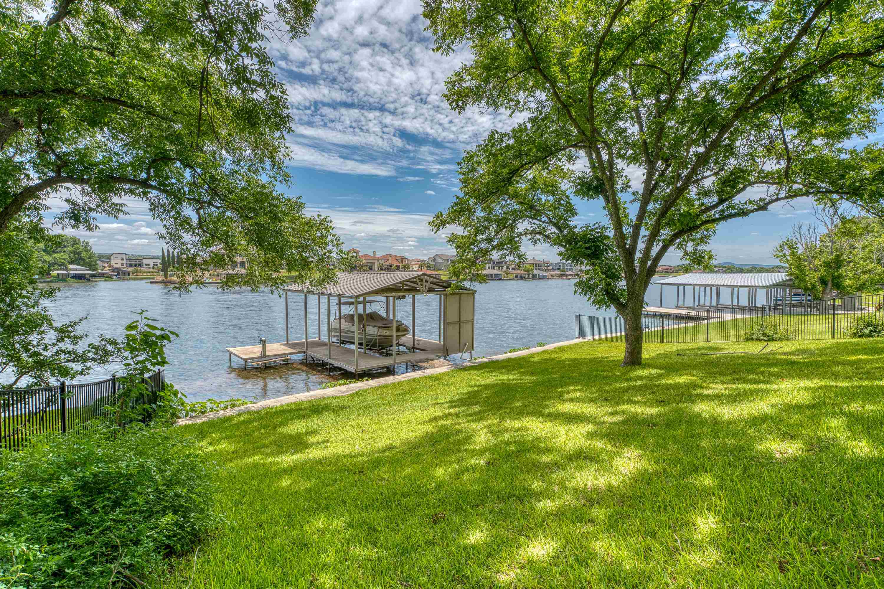1524 Williams Lakeshore