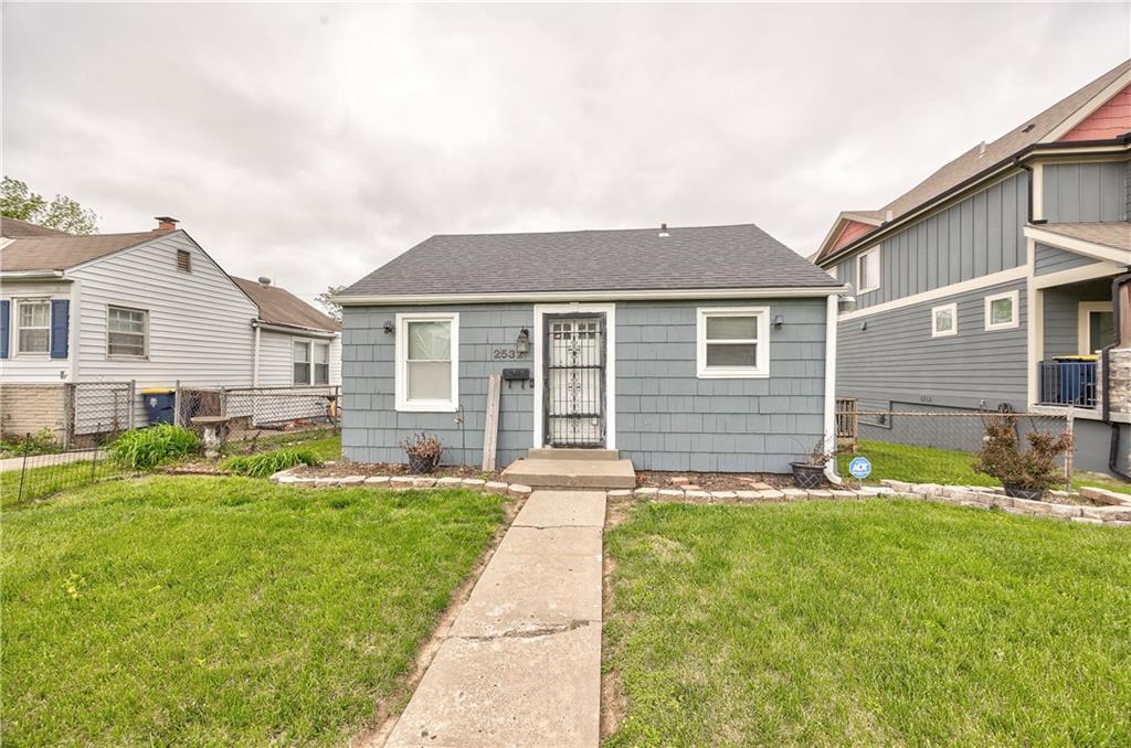 Property photo 1