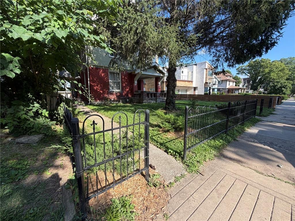Property photo 4
