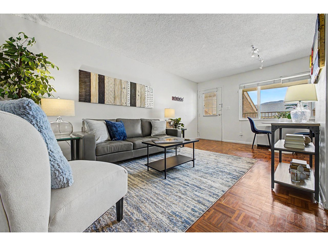 3161 Madison Ave Q424