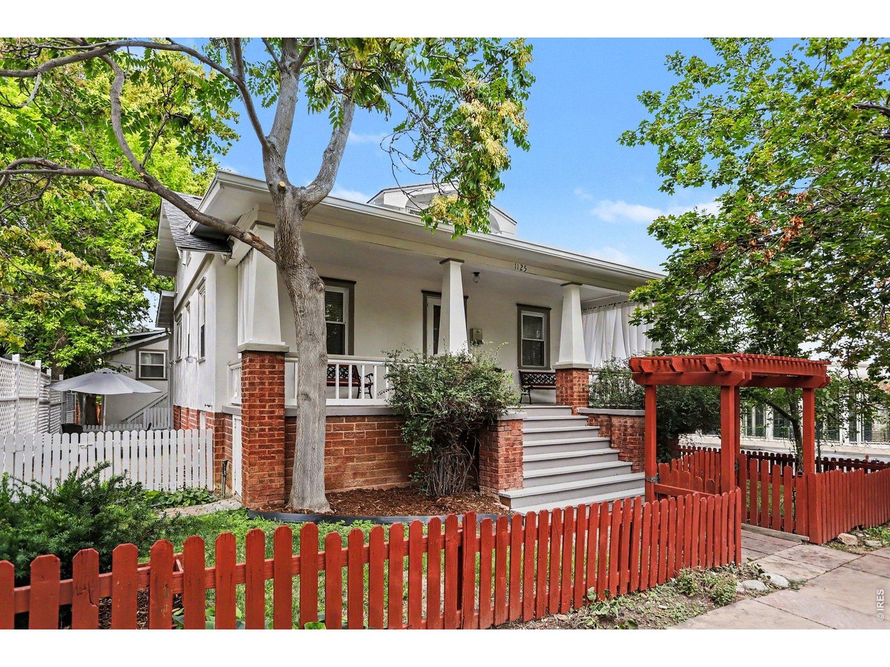 1125 Maxwell Ave