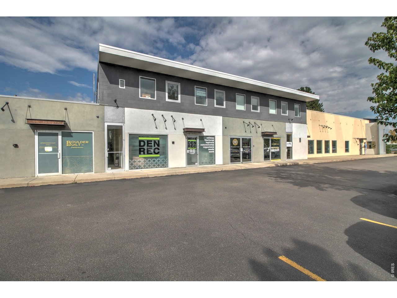 5420 Arapahoe Ave 2
