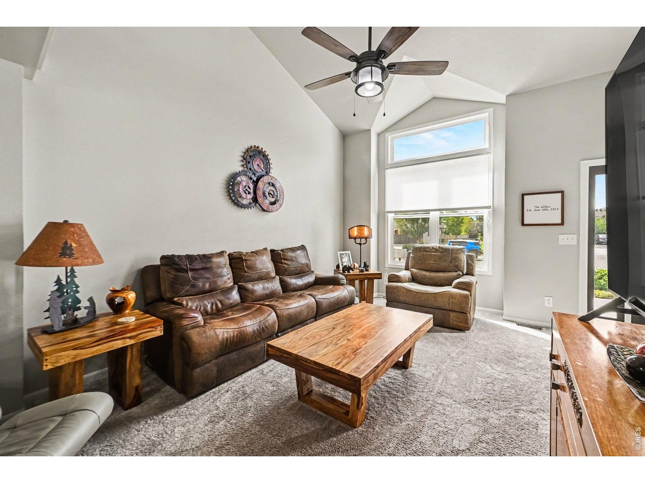 3856 Larkspur Ct
