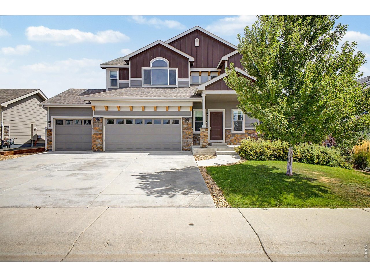 4689 Waltham Dr