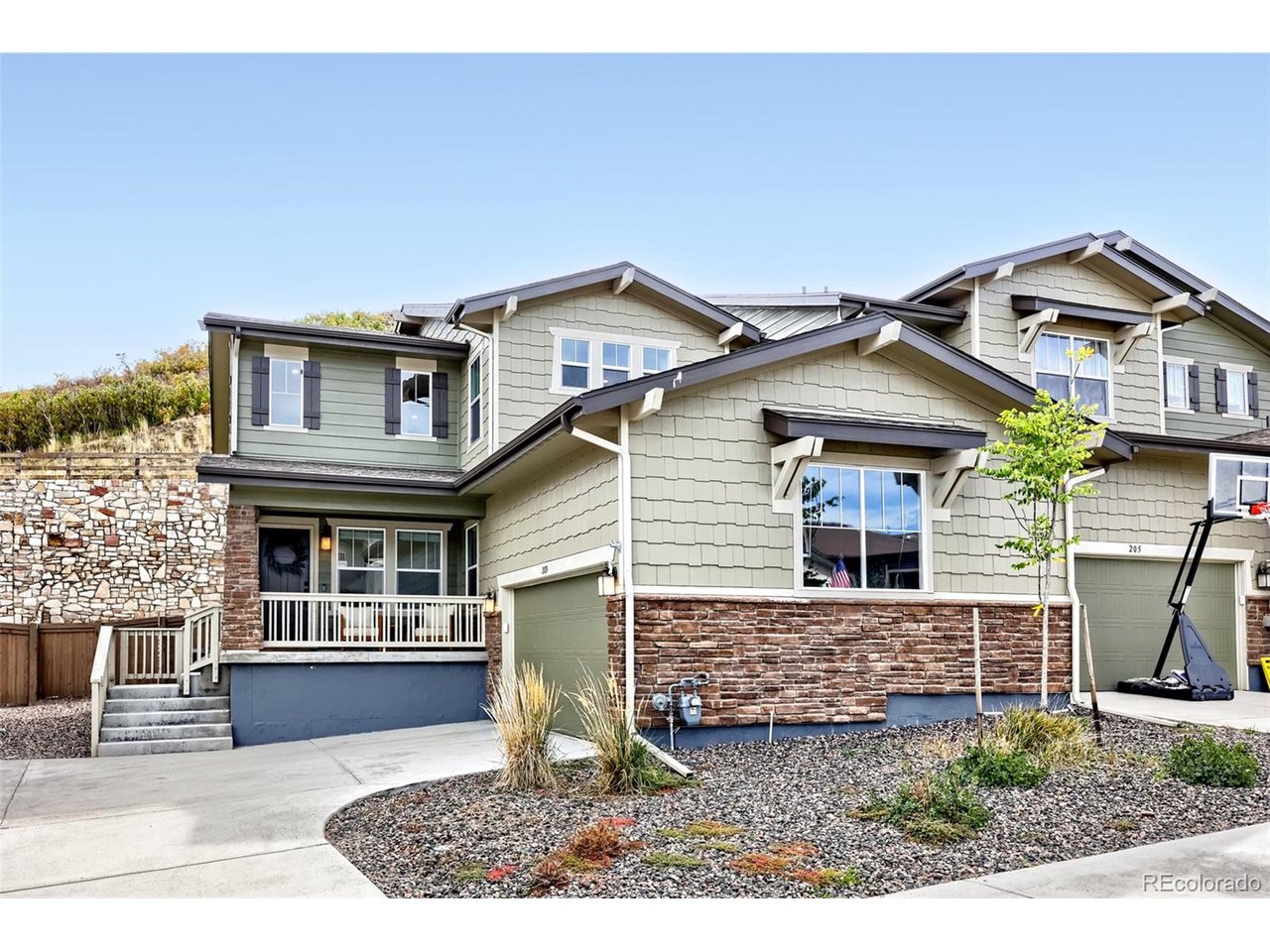 209 Felicity Loop