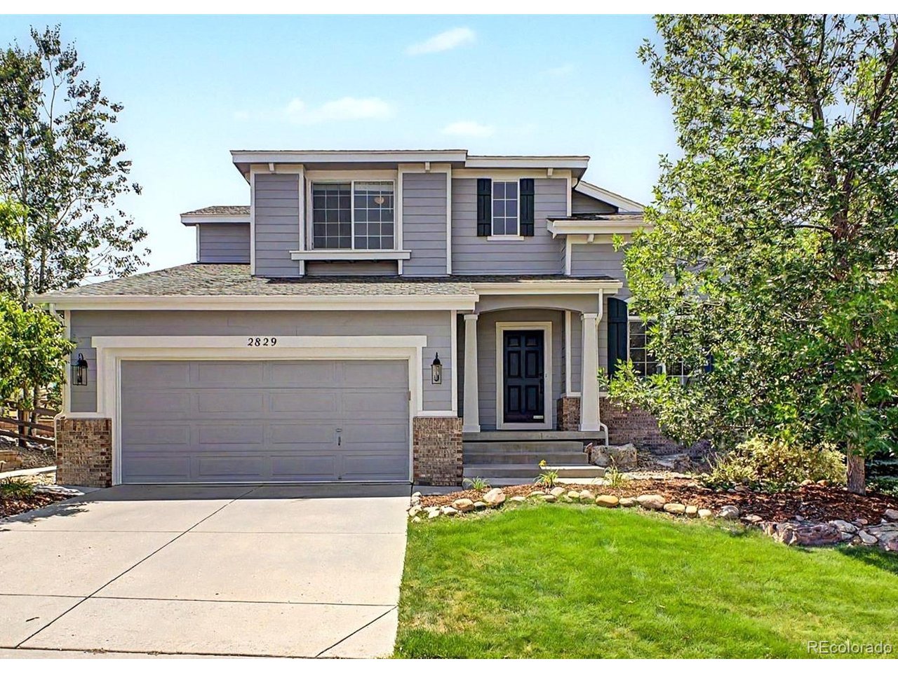 2829 Breezy Ln