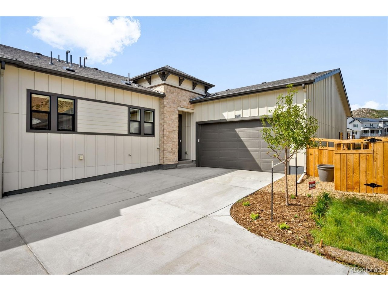 2015 Grayside Cir