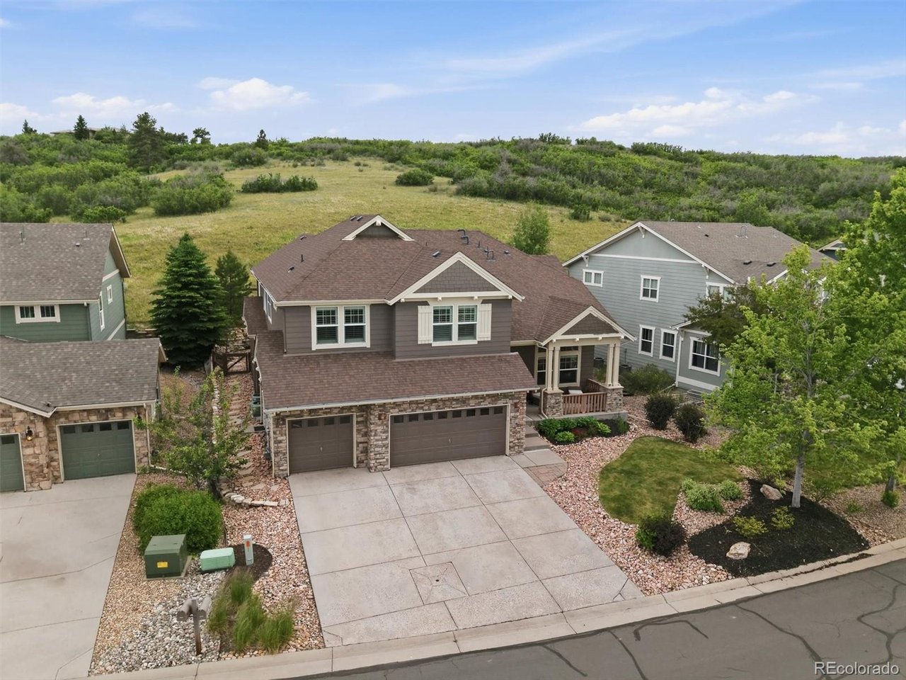 2212 Ridgetrail Dr