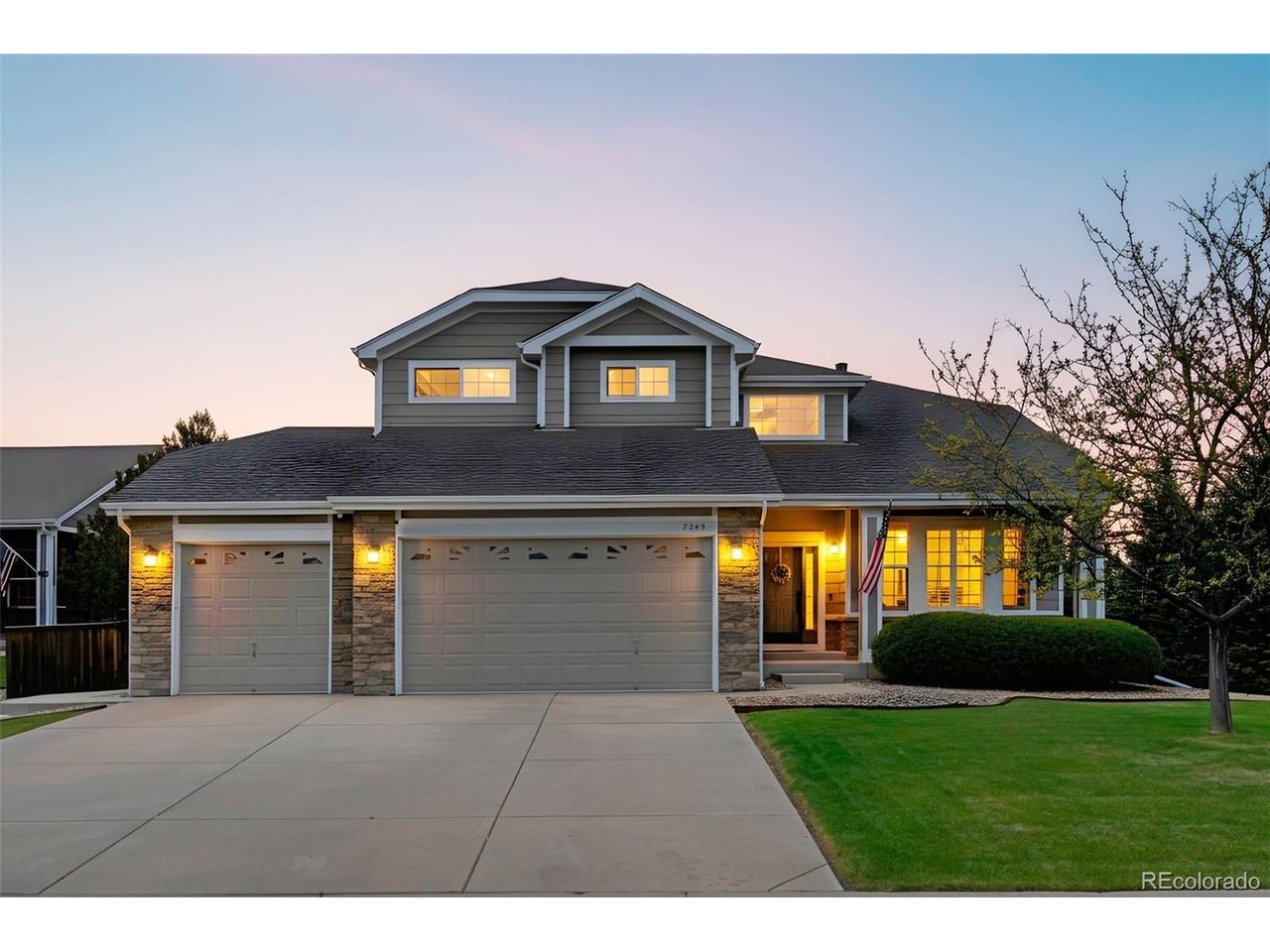 7245 Obsidian Ln