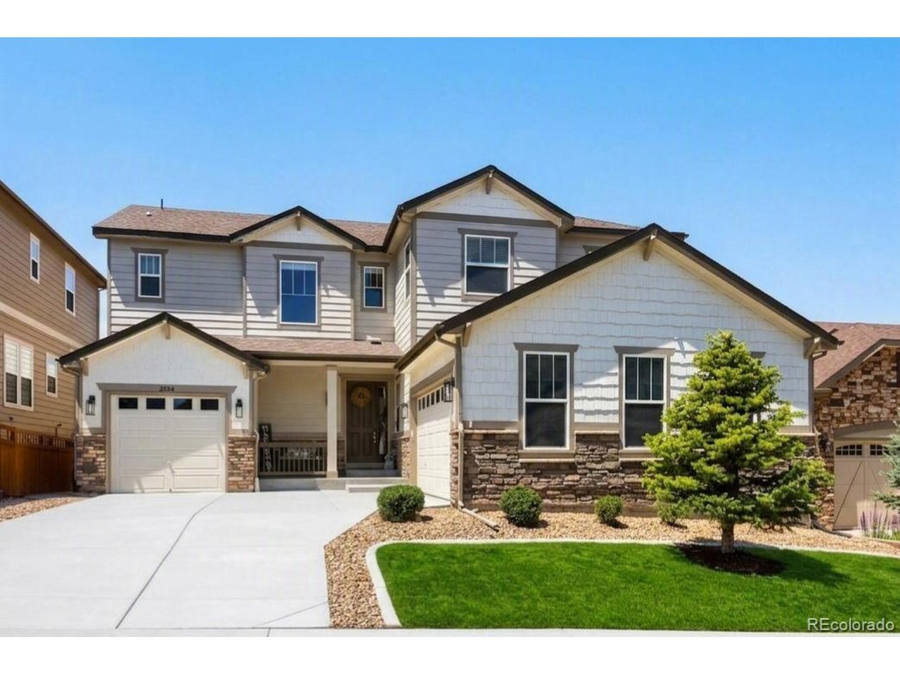 2154 Treetop Dr