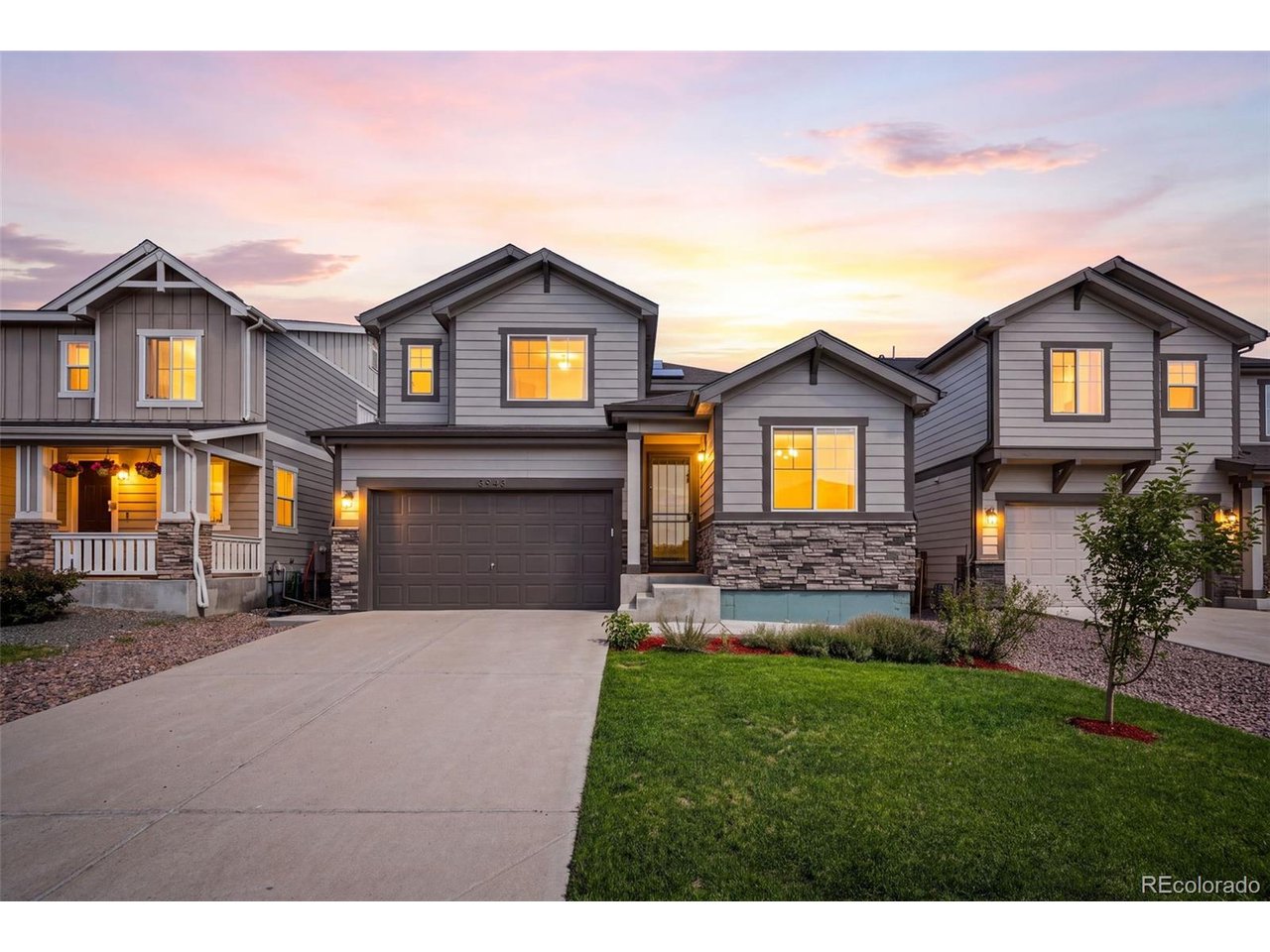 3943 White Leaf Pl