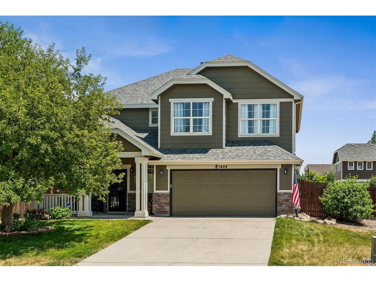 1444 N Monument Dr