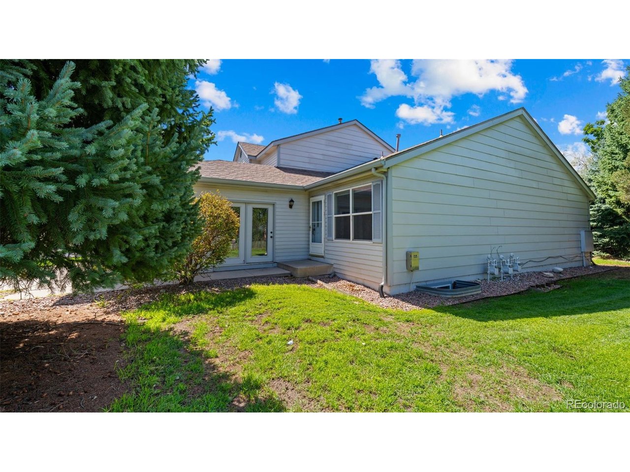 1367 Firefly Cir