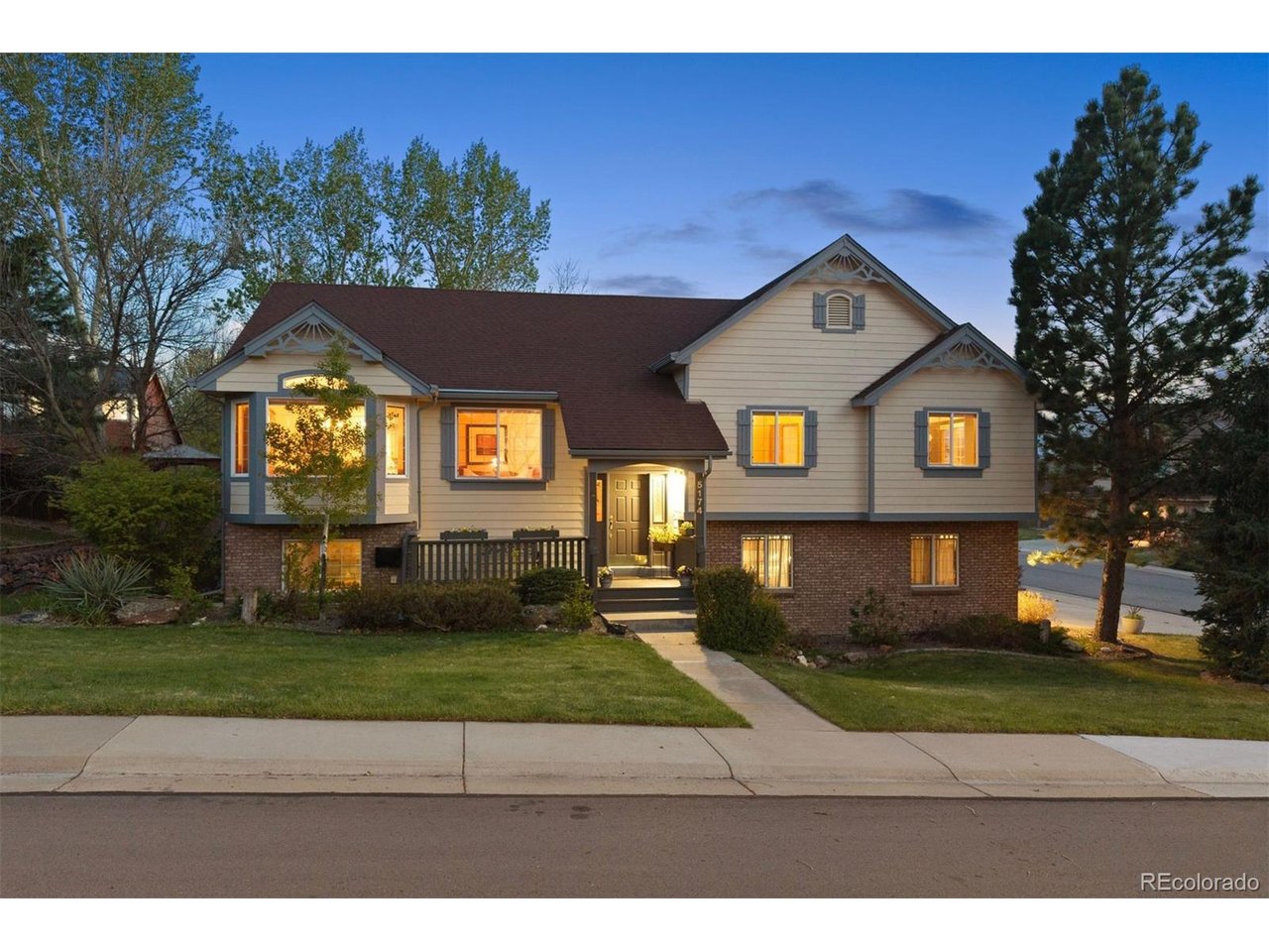 5174 Mountain Meadow Trl