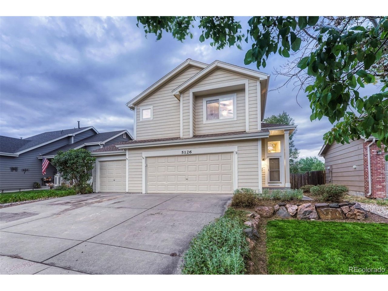 5126 Stone Fence Dr