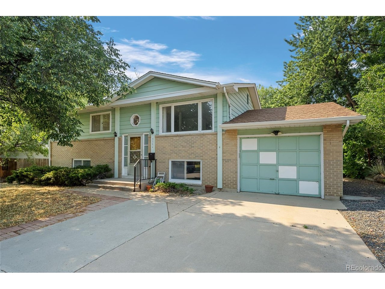 3390 Endicott Dr