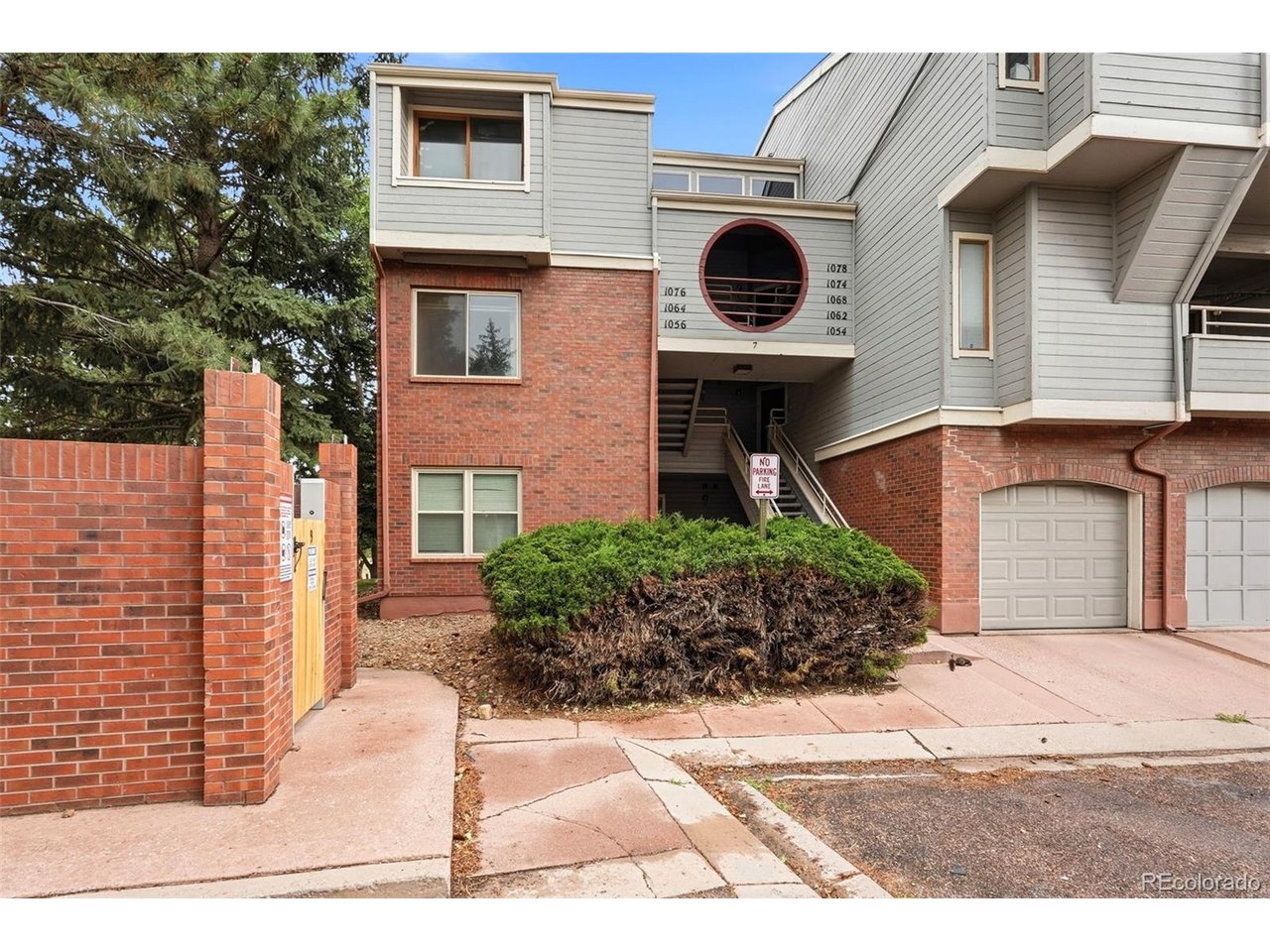 1064 Acapulco Ct