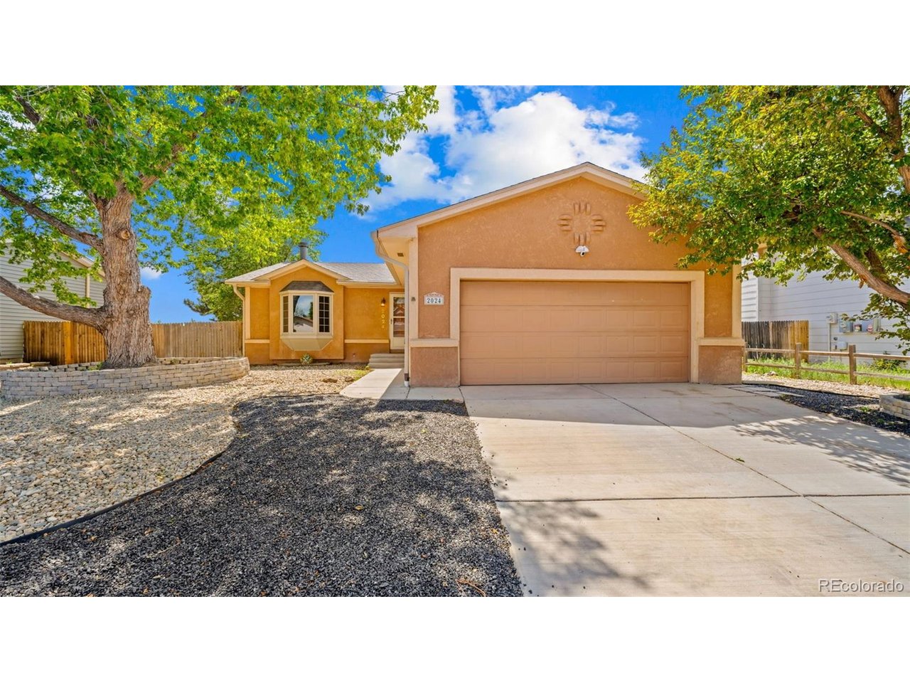 2024 Ambleside Dr