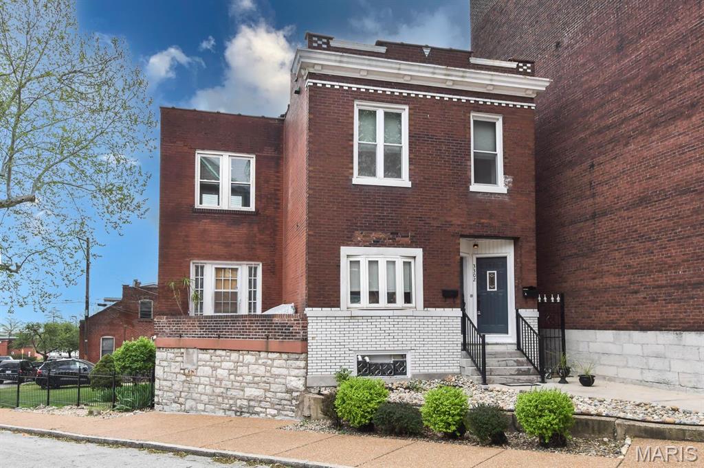 3302 9th Street Unit: A