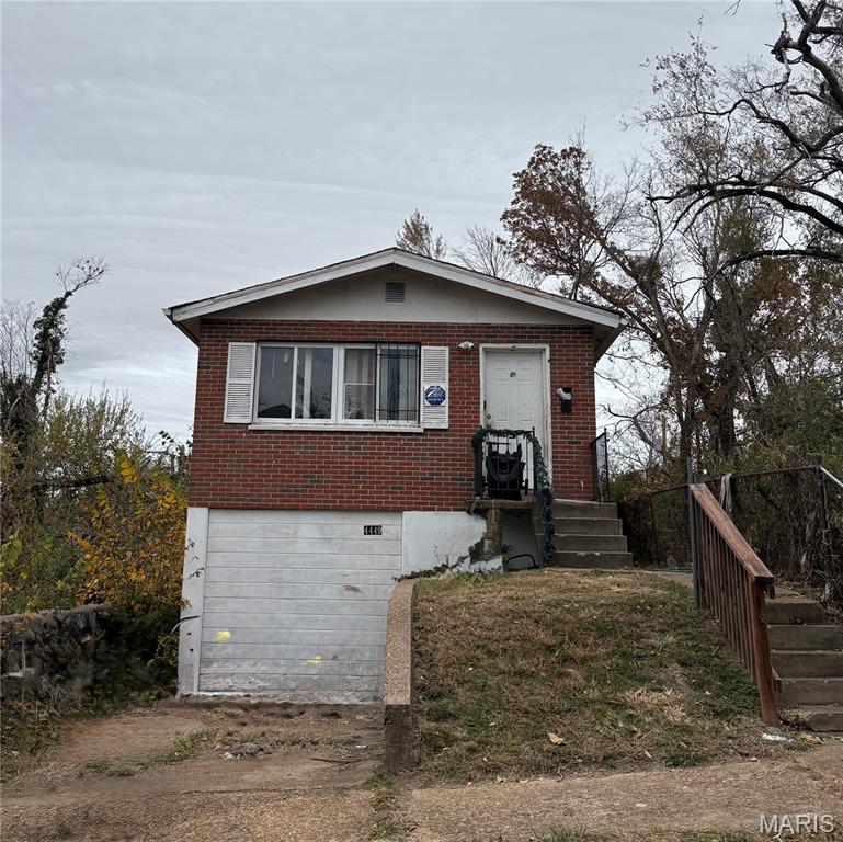 4449 Anderson Avenue