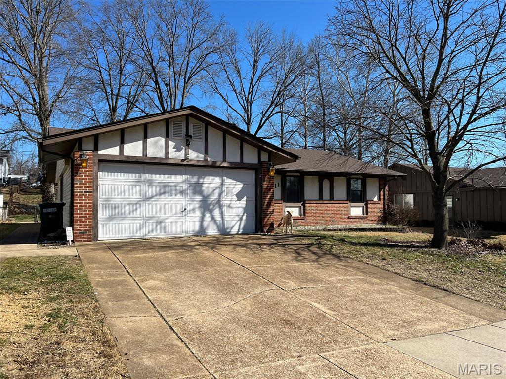 2211 Aileswick Drive