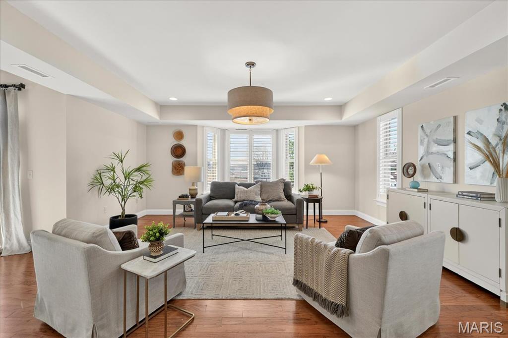 123 W Bodley Avenue Unit: 303