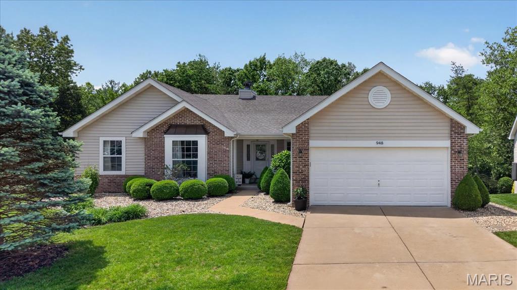 948 Emerald Oaks Court