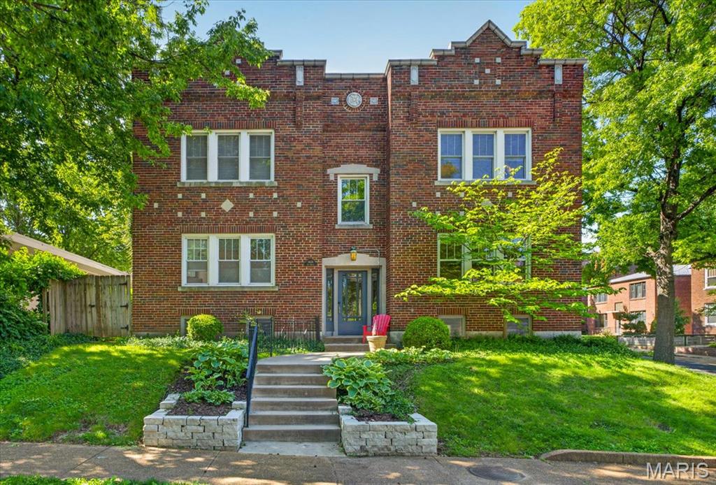 6636 San Bonita Avenue Unit: 2W