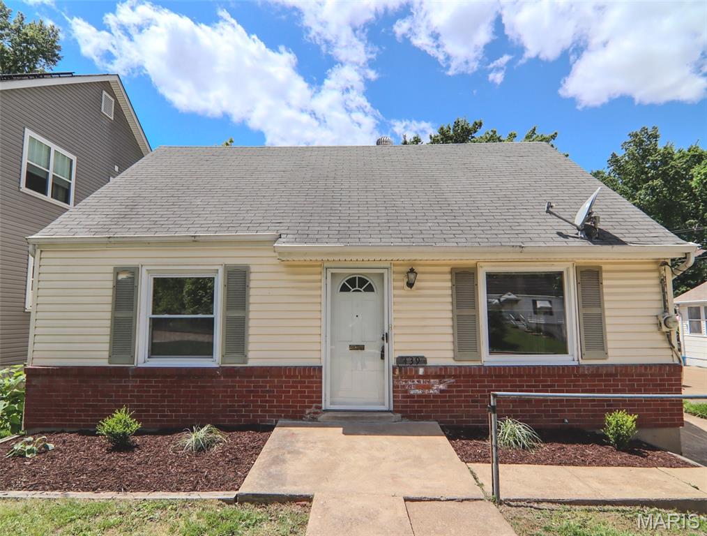 439 Caroline Avenue