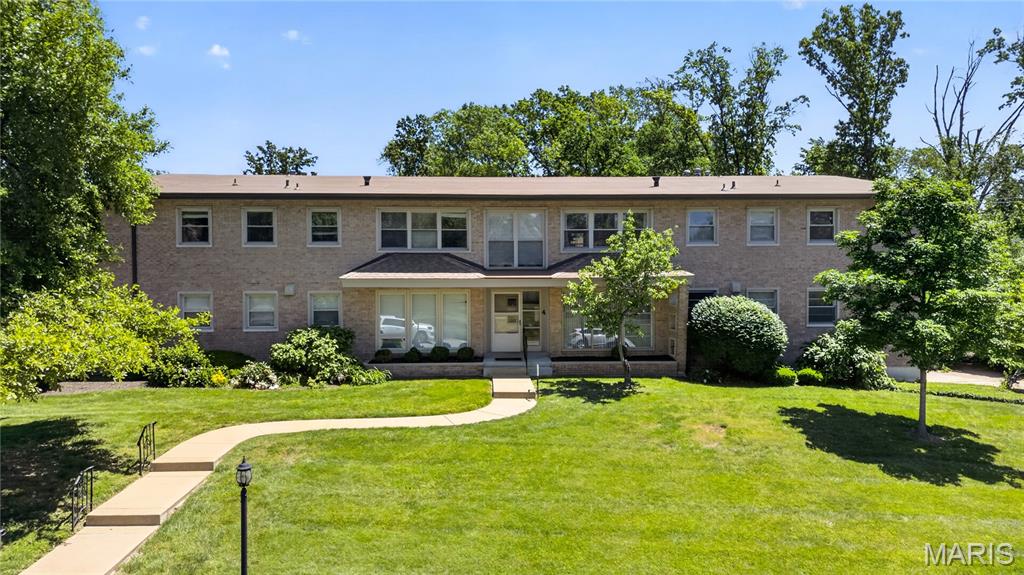 4 Delcrest Court Unit: 101