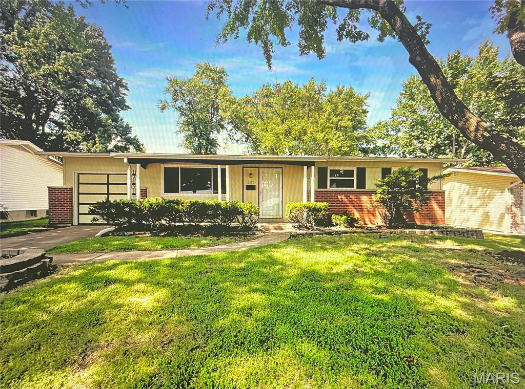 1395 Redbird Drive