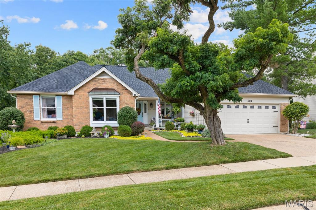 504 Robin Crest Court