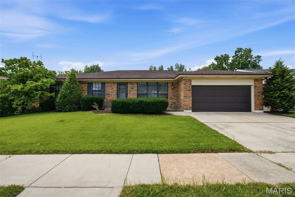 4874 Vermilion Drive