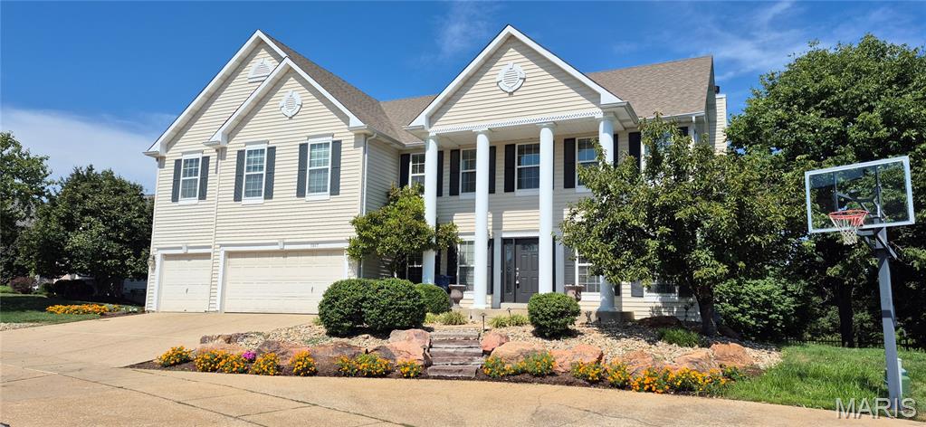 1517 Indian Hill Lane