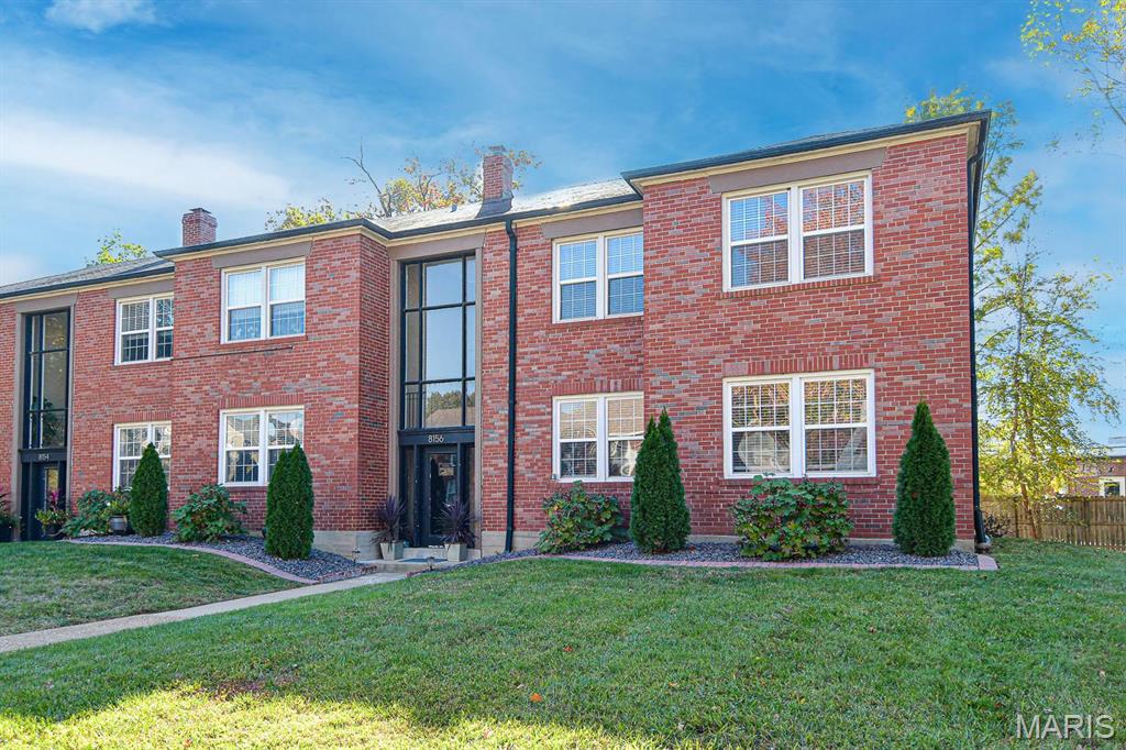 8154 Whitburn Avenue Unit: 2W