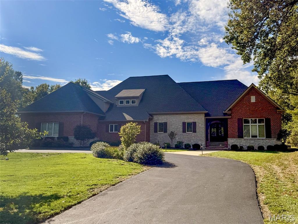 15 Ladue Meadows