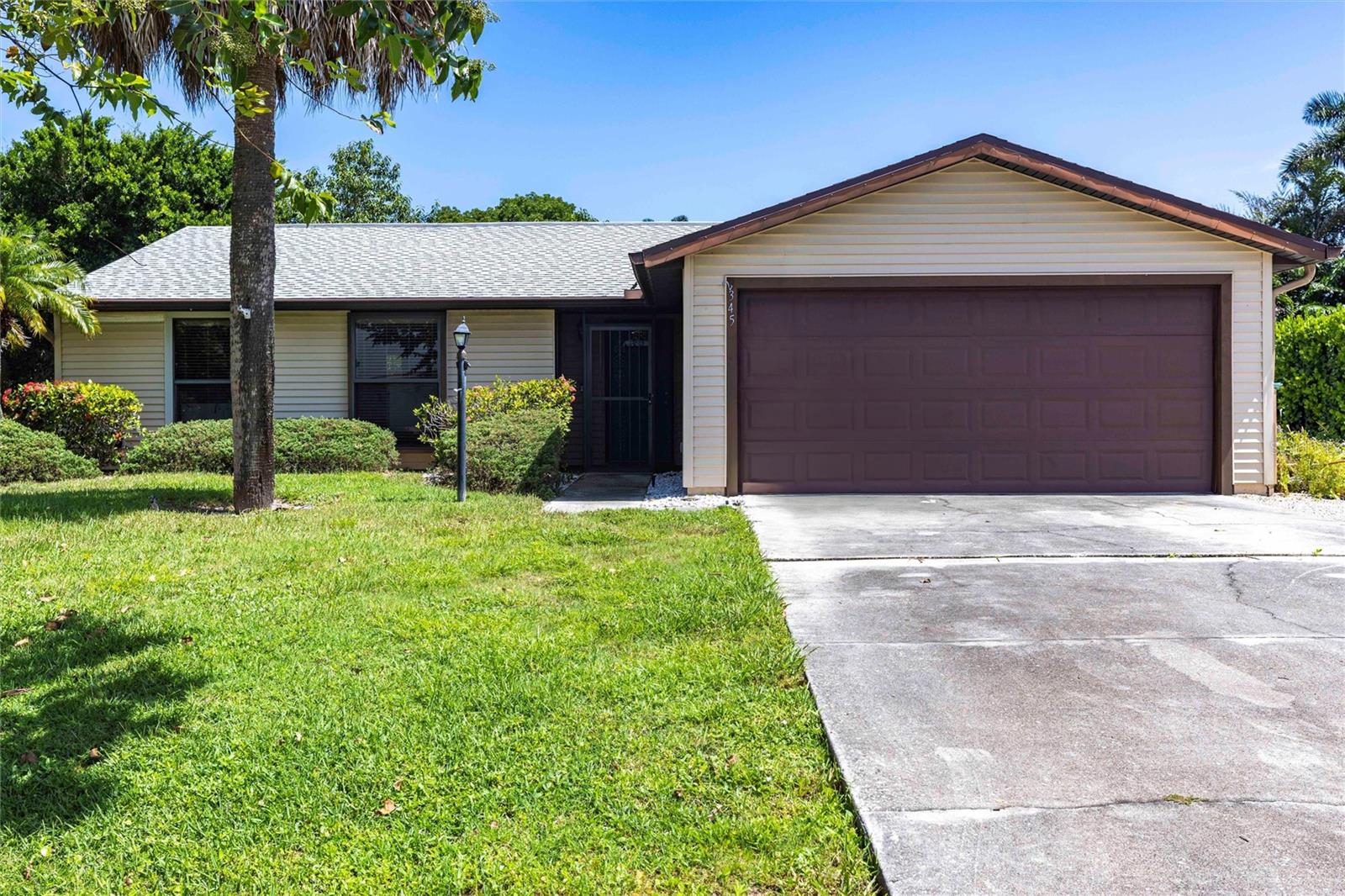 2345 OUTRIGGER LN
