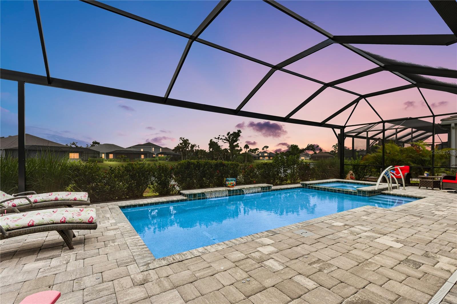 21244 HOLMES CIR