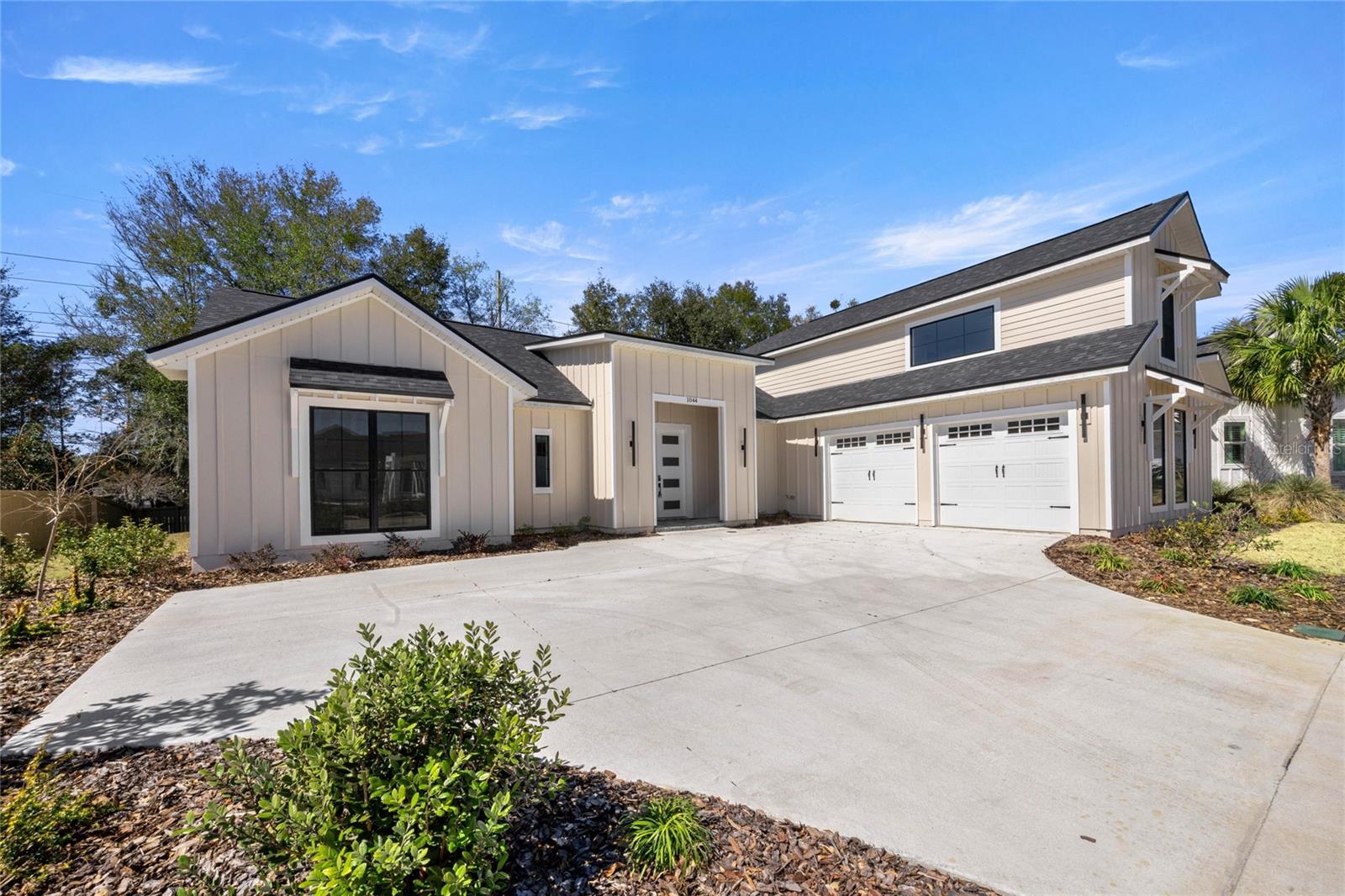 1044 SW 120TH DR