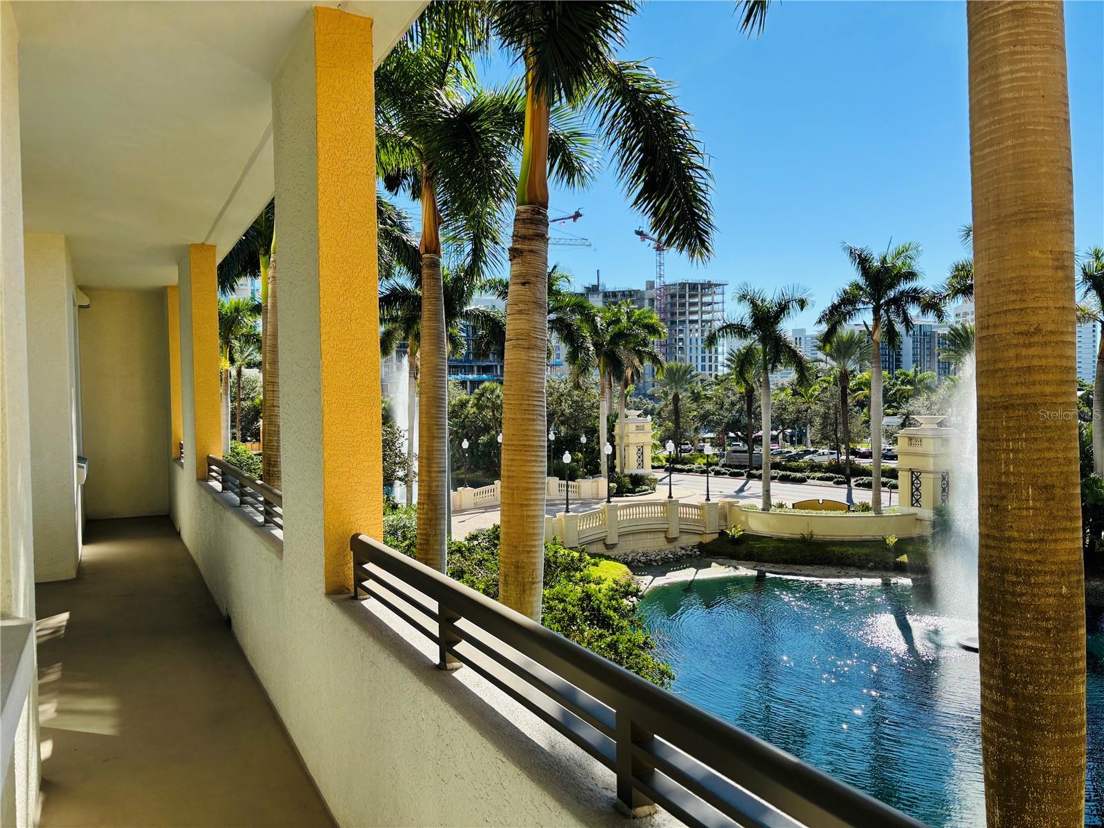 800 N TAMIAMI TRL #211