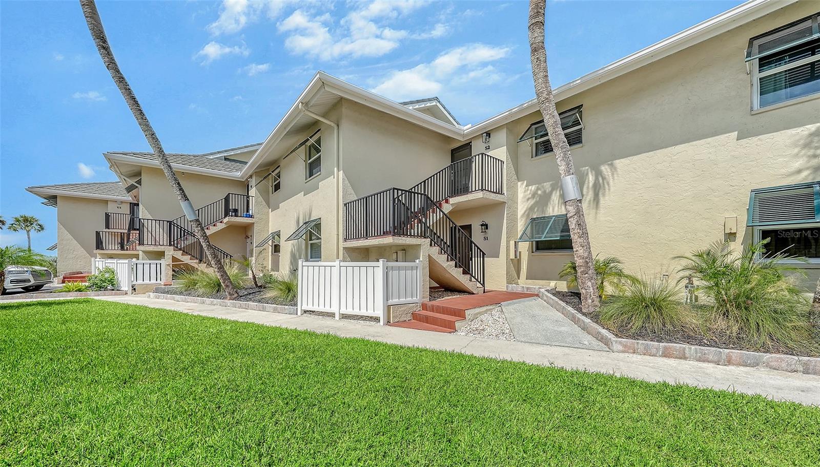 4660 Ocean Blvd S2