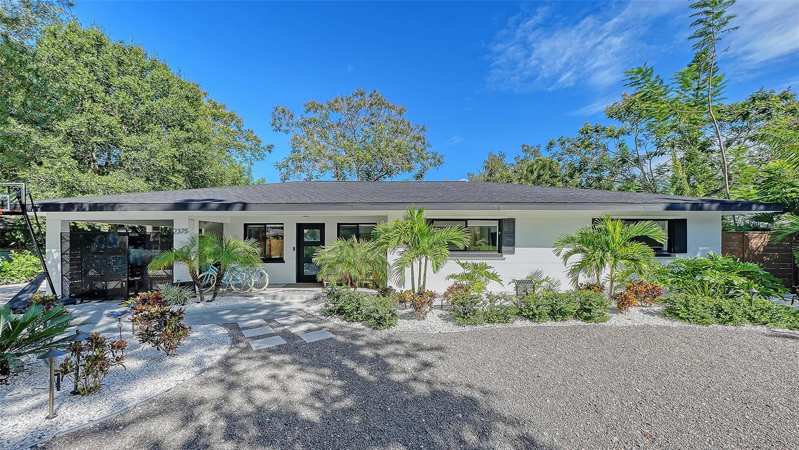 2375 Datura St