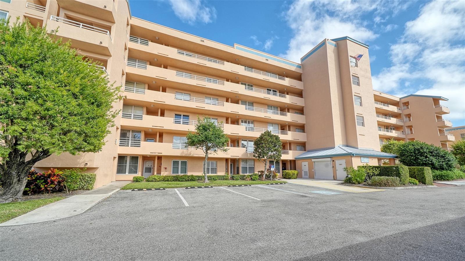 4550 Pinebrook Cir 203