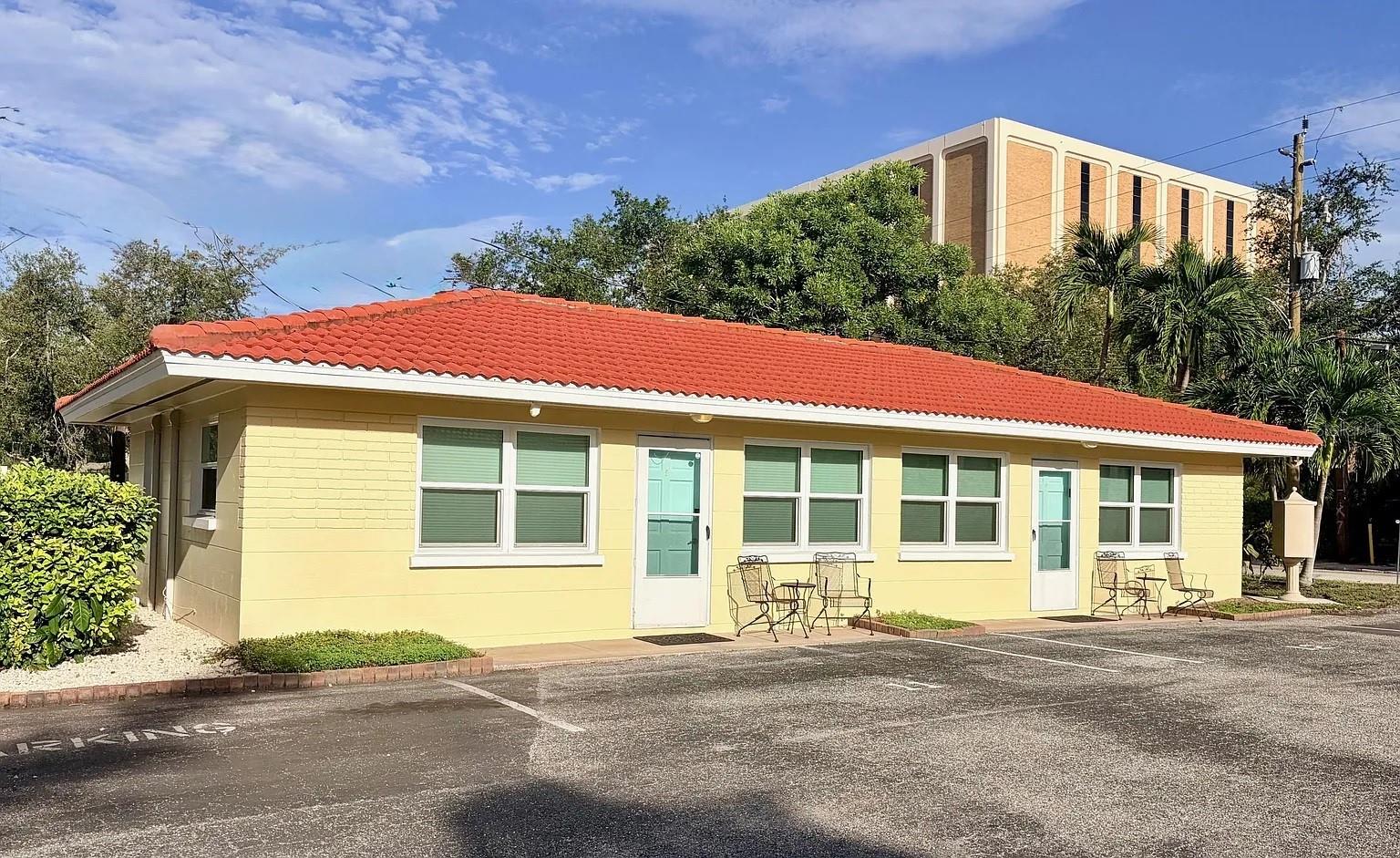 1720 Morrill St 12 11