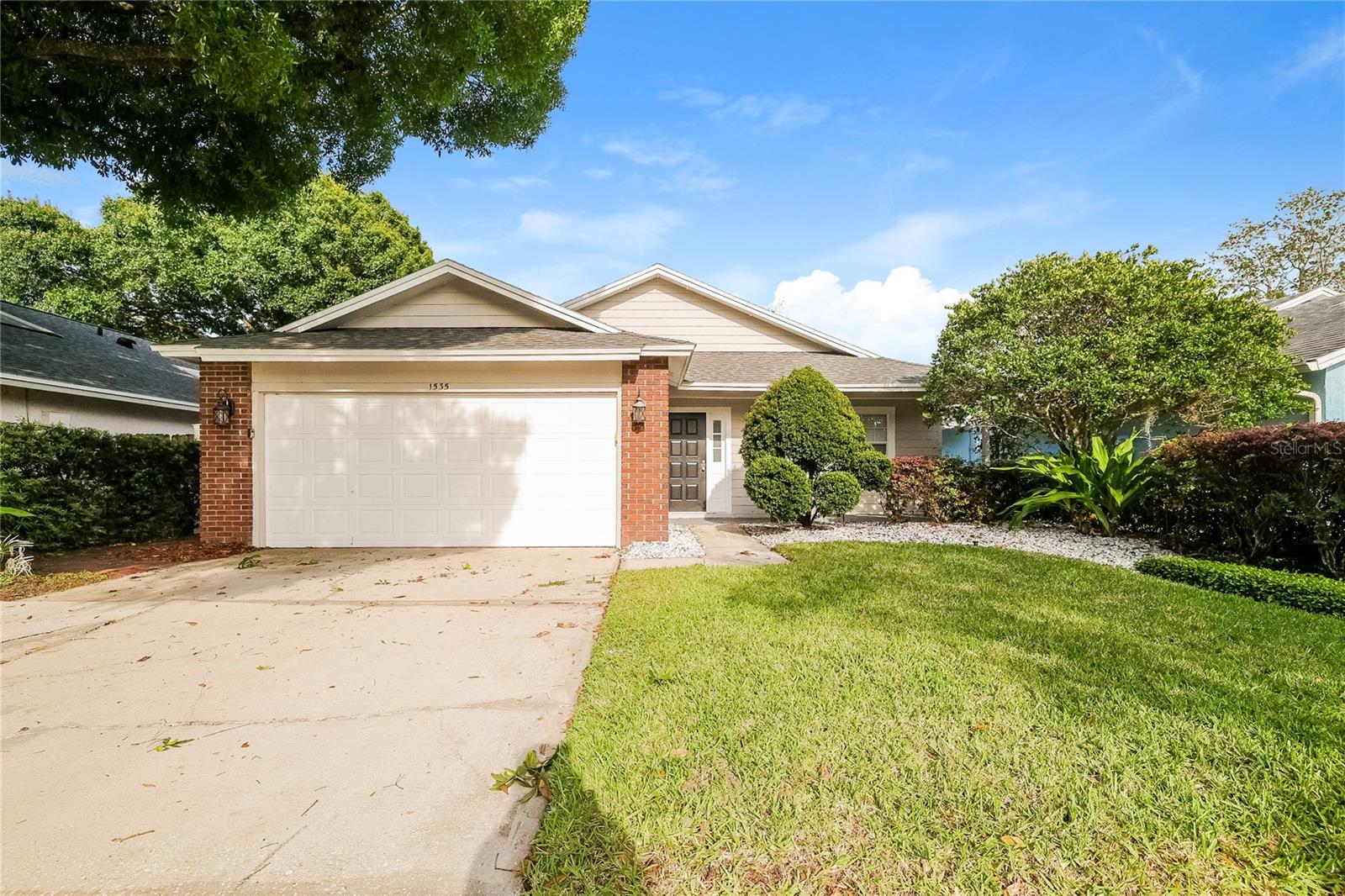 1535 LAWNDALE CIR
