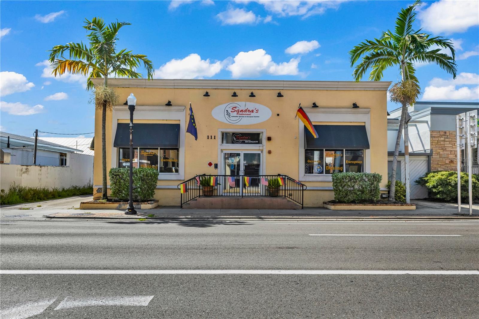111 W Olympia Ave, Punta Gorda, FL 33950